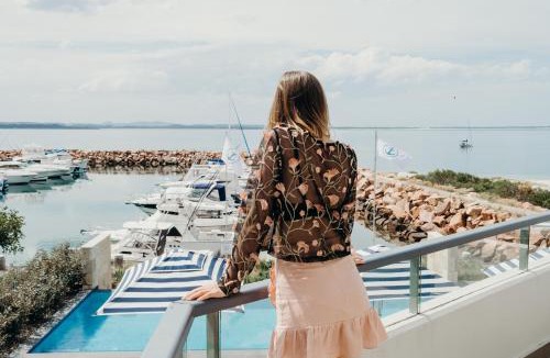 Corlette Hotel | Anchorage Port Stephens