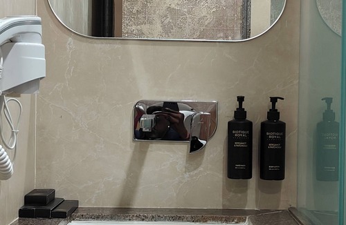 Ujjain Hotel | Anjushree Value Stay