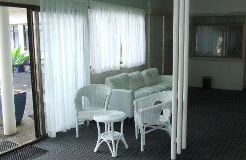 Belmont South Hotel | Aquarius Motel