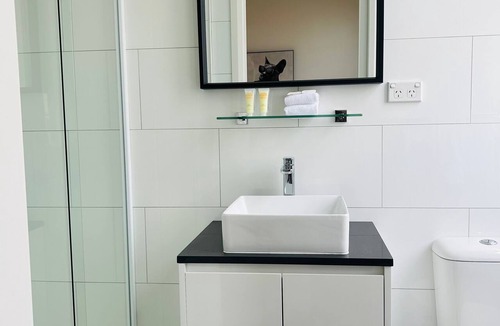 Echuca Hotel | ARK Apartments