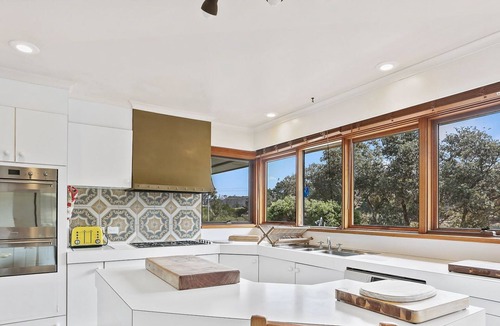 Cuttagee House | Art House 4 - Tathra Bermagui Road 3599