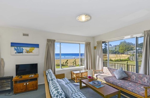 Avoca Beach Apartment | Avoca Beachfront - South Strand 4