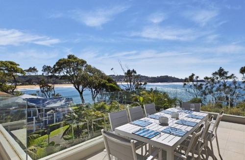 Avoca Beach Apartment | Avoca Lighthouse - Views
