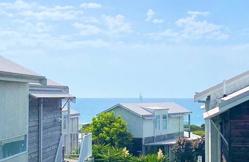 Caves Beach Villa | Azure Tides at Caves Beach Villas