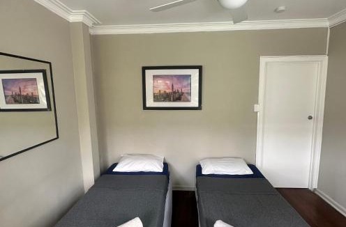 Surfers Paradise Hostel | Backpackers In Paradise 18-35 Hostel