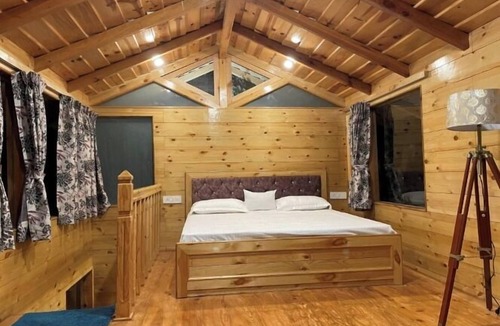 Pangot Hotel | Bagar Trails