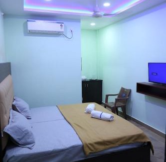 Brahmadesam Hotel | Balaji Residency