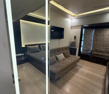 Bandra West Apartment | Bandra’s Prime luxurious 2 BHK