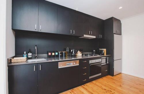 Barrengarry Villa | Banksia at barranca KV - Luxury Villa