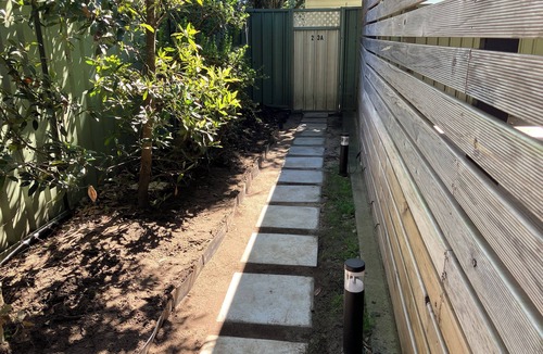 Shoalhaven Heads Apartment | Barefoot Studio At The Heads. Pet Friendly