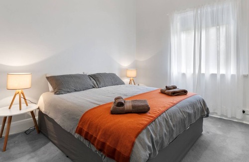 Seymour House | Barefoot Waters