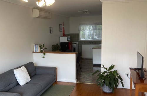 Tanunda Apartment | Barossa Suites