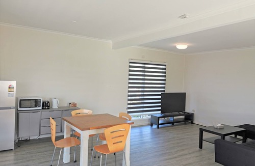Bathurst Hotel | Bathurst Explorers Motel
