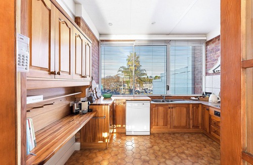 Batemans Bay Hotel | Bay Breeze Boutique Accommodation