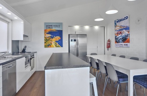 Huskisson House | Baycation House Huskisson by Book Jervis Bay