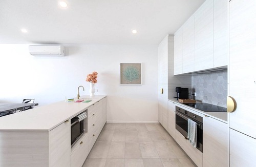 Batemans Bay Apartment | Bayfront Holiday Retreat with Parking