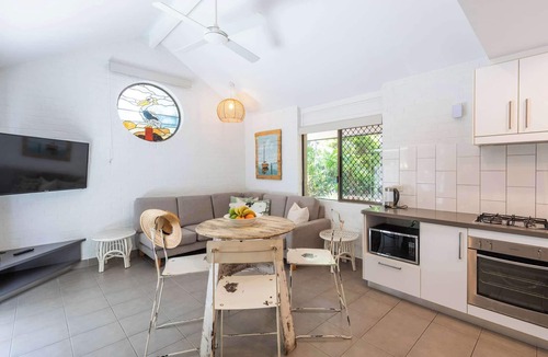 Byron Bay House | Bayshore Bungalow 8 - Oceanstays