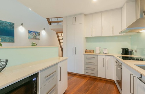 Tugun Apartment | Bayswater 13 - Beachside Tugun Penthouse Apartment - Min. 3 Night Stays - Linen Provided