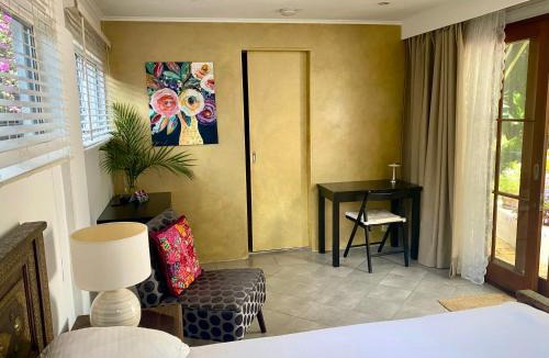 Suffolk Park House | Beach Bliss - Private Suite, Tropical Tranquility, 3 mins walk to beach