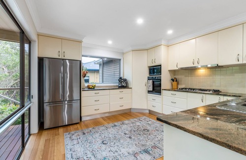 Dunbogan House | Beach, Bush and Birds