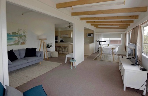 Minnie Water House | BEACH COTTAGE AT MINNIE