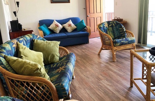 Tin Can Bay House | BEACH ESCAPE