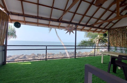 Kochi Cottage | Beach front private villa for family