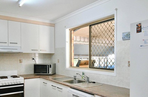 Woodgate House | Beach Front Spectacular! @ 66 The Esplanade WOODGATE