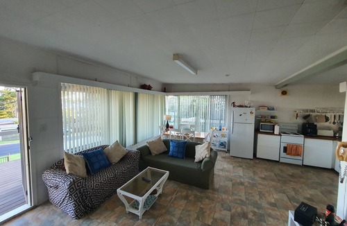 Long Beach House | Beach View Bure - Island Comfort