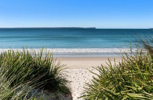 Vincentia Apartment | Beach Views on Excellent Studio 27 - Belle Escapes Jervis Bay