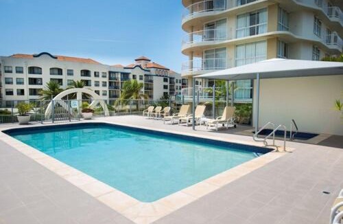 Coolangatta Hotel | Beachcomber International Resort