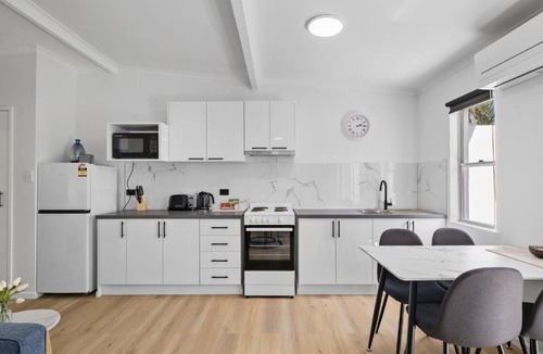 Peregian Beach Apartment | Beachcomber Peregian Beach