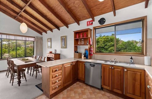 Malua Bay House | Beachfront at Malua