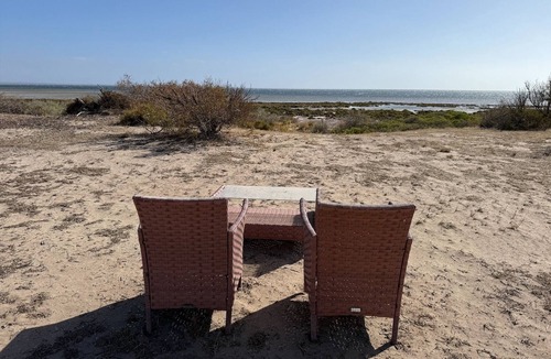 Minlacowie Apartment | Beachfront Dome- Eco-Friendly Glamping Dome! Linen provided!