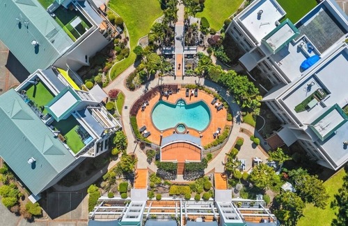 Currumbin Apartment | 🌴 Beachfront Entire 3 Bed Apartment at Currumbin