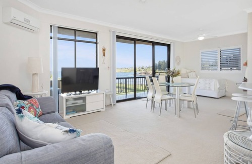 Kiama Apartment | Beachfront Escape