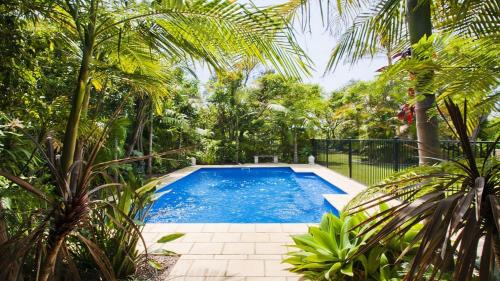 Culburra Beach House | Beachfront Pool House