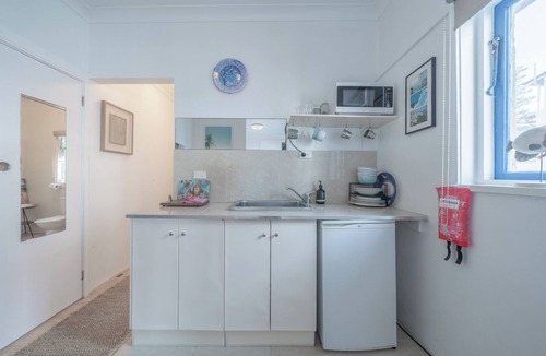 Manly Apartment | Beachfront Retreat in Manly + Parking Available