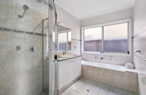 Victor Harbor Apartment | Beachfront Victor Harbor