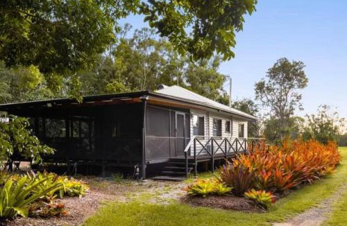 Beachmere House | Beachmere Escape