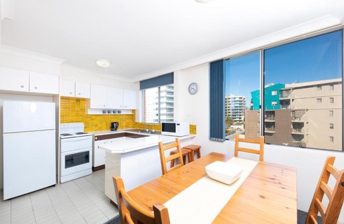 Forster Apartment | Beachpoint, Unit 303, 28 North Street