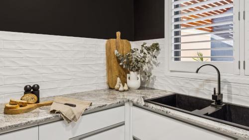 Yamba House | Beachside 24 - Pet Friendly Holiday Home - Holiday Yamba