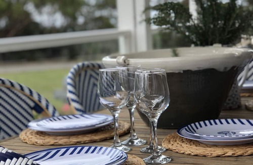 Point Leo House | Beachside, Hamptons-style, summer home