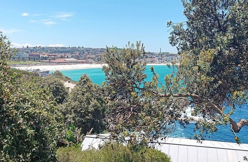 Tamarama Apartment | Beachside living at its best! Bondi Beach Apartment.