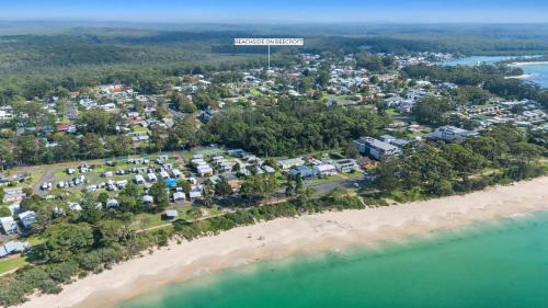 Huskisson House | Beachside on Beecroft