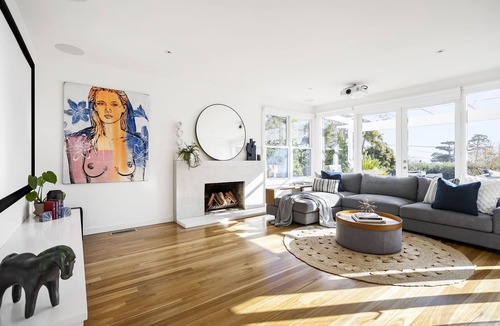 Frankston South House | Beachside Paradise: 4 BR, 4 BA House in Frankston South, Sleeps 9