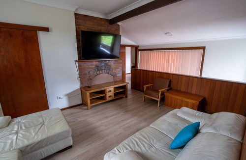 Black Head House | Beachside, Pet friendly, Paradise.
