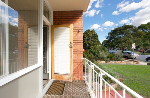 Sans Souci Apartment | Beachside Summer Stay – Ground Floor Apartment (Family Friendly)