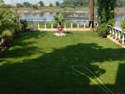 Koregaon Park House | Bed and Breakfast In 5bhk Koregaon Park