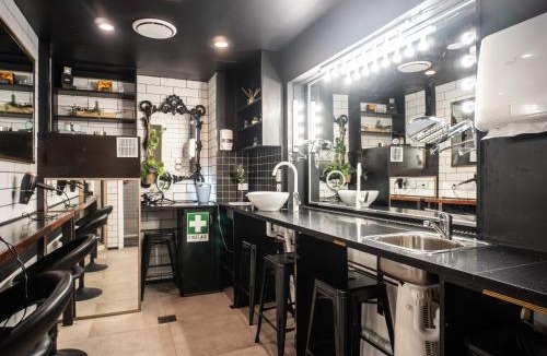 Surfers Paradise Hostel | BeHome